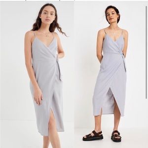 UO linen side tie wrap midi dress